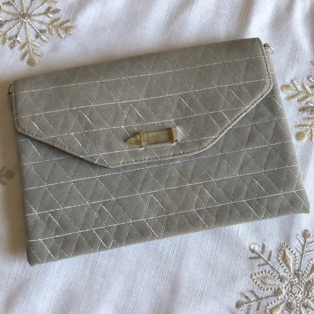 Stella & Dot clutch